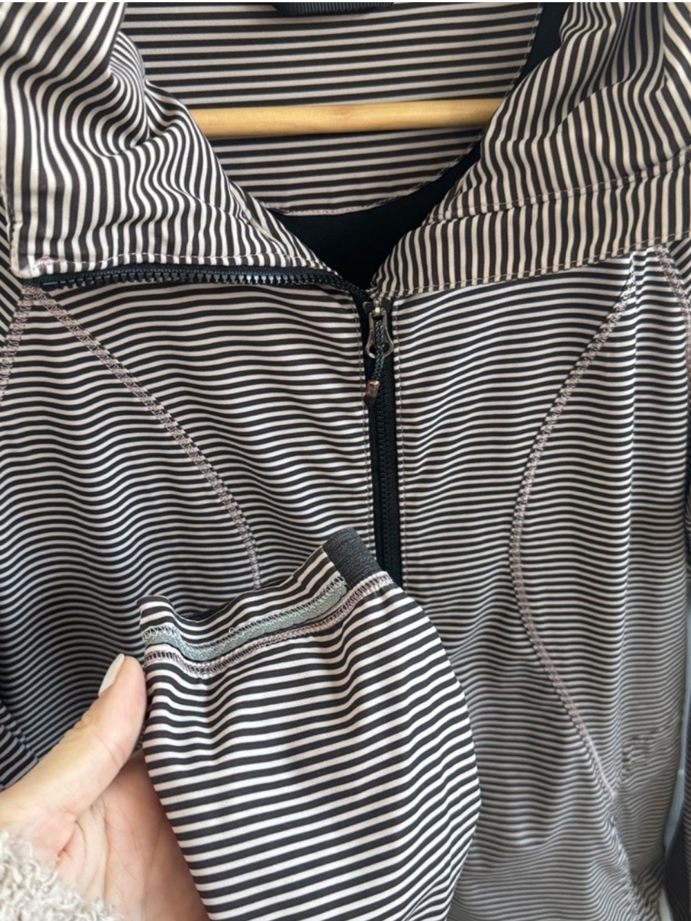 Lululemon Go The Distance Jacket - Picture 7 of 10